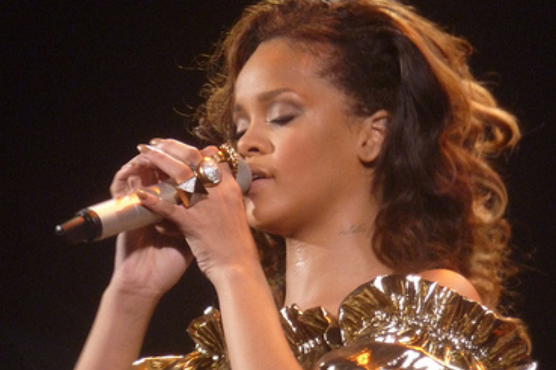 Rihanna_a_bercy_oouinouin_3.0
