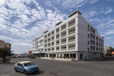 Oasis White Hotel
