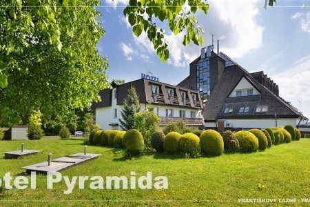 Pyramida
