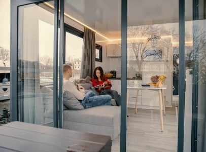 Užijte si víkend na břehu Lipna v luxusním hausbótu