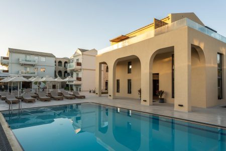 Ekati Mare Boutique Resort