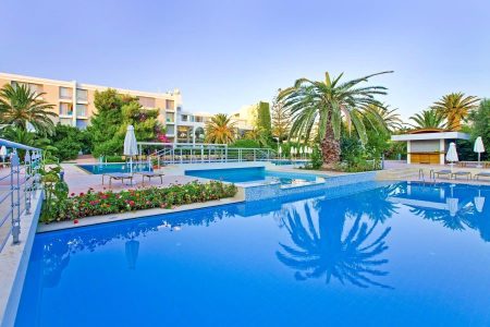 Caravia Beach Hotel